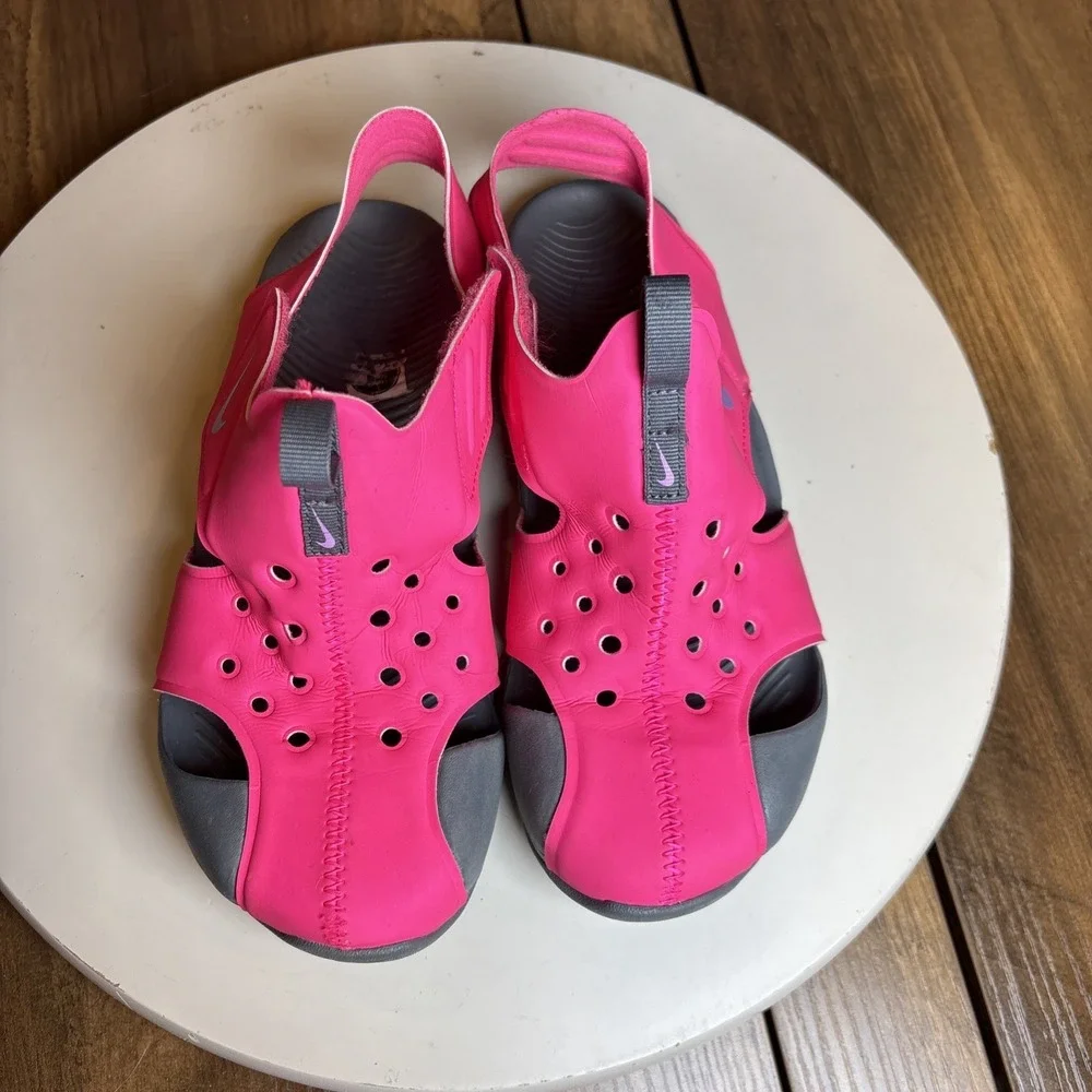 Nike Kids 3Y Hyper Pink Sunray Protect Sandals Gorpcore Water Shoes Hook Loop